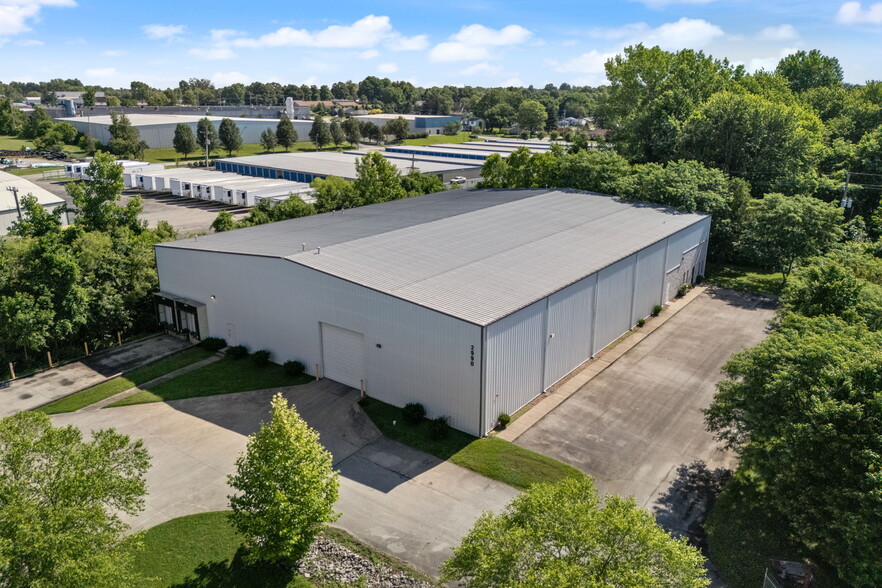 Primary Photo Of 2990 Industrial Pky, Jeffersonville Warehouse For Lease