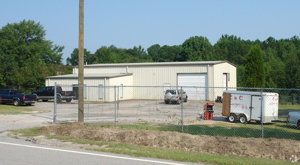 Primary Photo Of 441 Burton Rd, Lexington Warehouse For Lease