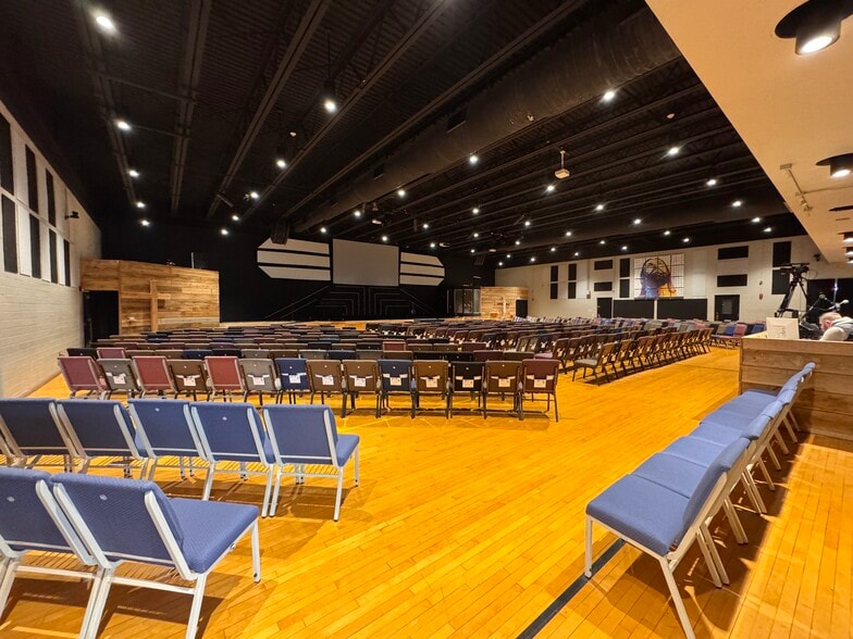 More Photos Of 759 S Lenfesty Ave, Marion Religious Facility For Sale