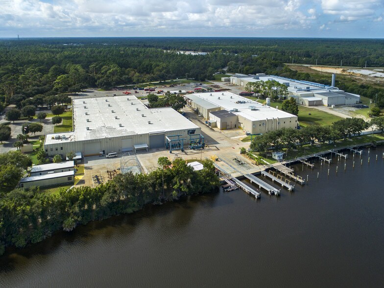 More Photos Of 1958 Unsinkable St, Flagler Beach Manufacturing For Sale