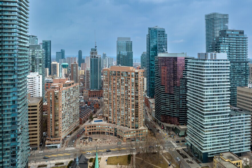 More Photos Of 1033 Bay St, Toronto Apartments For Lease