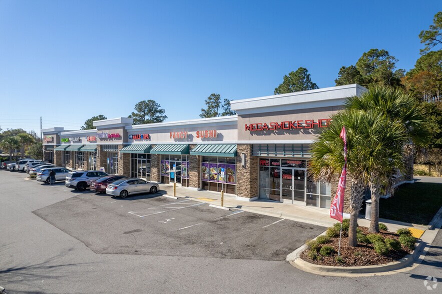 More Photos Of 7025-7099 Collins Rd, Jacksonville Unknown For Lease
