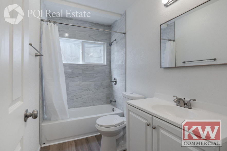More Photos Of 1822 Bridge St, Los Angeles Apartments For Sale
