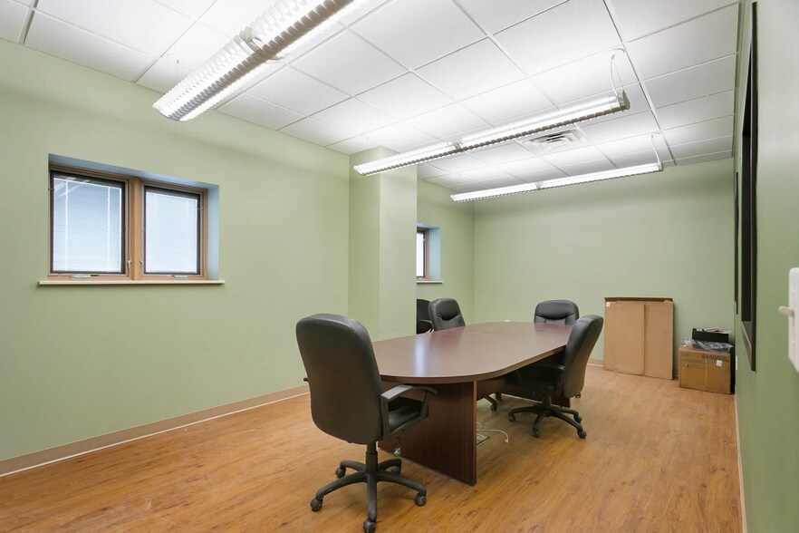 More Photos Of 3183 Highway 22 N, Dickinson Warehouse For Lease