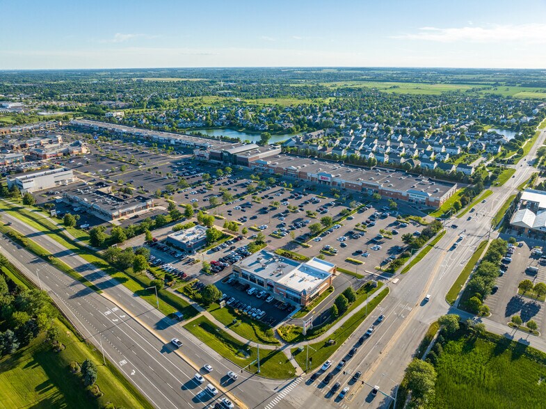 More Photos Of 602 Commons Dr, Geneva Unknown For Lease