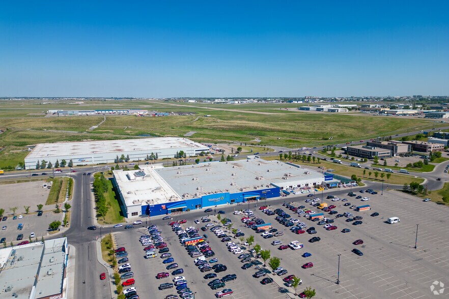 More Photos Of 901 64th Ave NE, Calgary Unknown For Lease