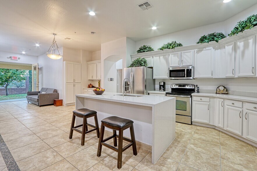 More Photos Of 26808 N 24th Ave, Phoenix Assisted Living For Sale