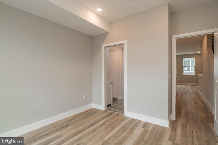 More Photos Of 2010 N 8th St, Philadelphia Apartments For Sale