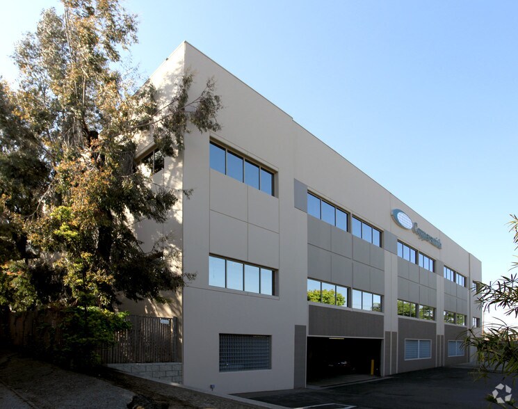 More Photos Of 525 S Douglas St, El Segundo Office For Lease