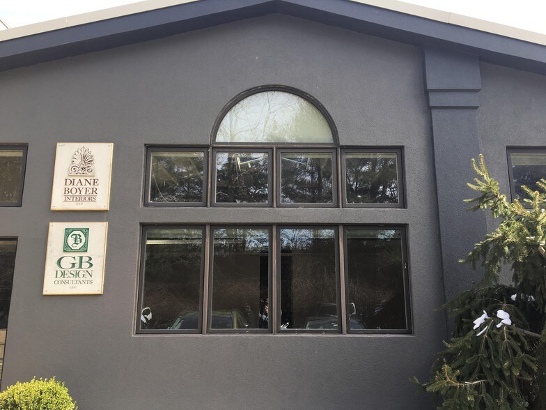 More Photos Of 271 Grove Ave, Verona Office For Lease