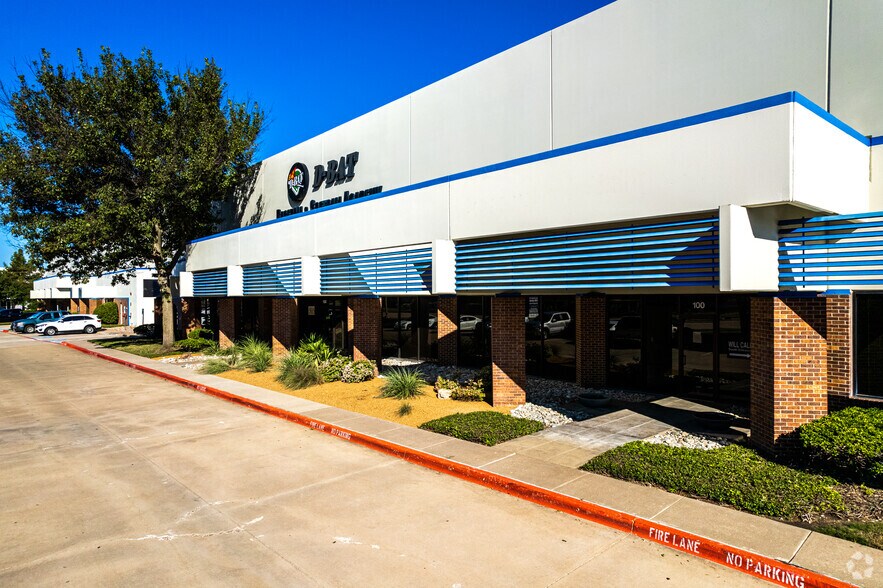 More Photos Of 505 Century Pky, Allen Distribution For Lease