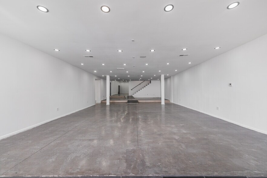 Primary Photo Of 1107 S Robertson Blvd, Los Angeles Storefront Retail Office For Lease