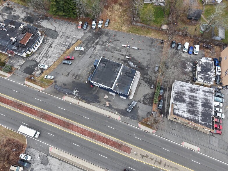 More Photos Of 585 Route 303, Blauvelt Auto Repair For Sale