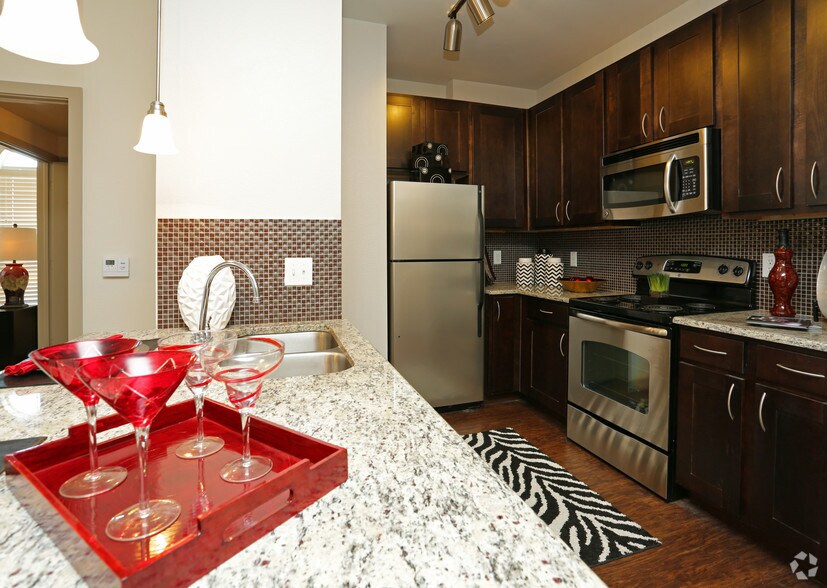 More Photos Of 1601 E Debbie Ln, Mansfield Apartments For Lease