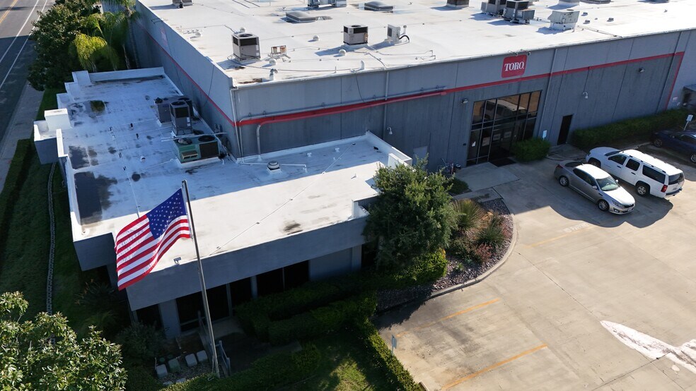 More Photos Of 1588 N Marshall Ave, El Cajon Manufacturing For Sale