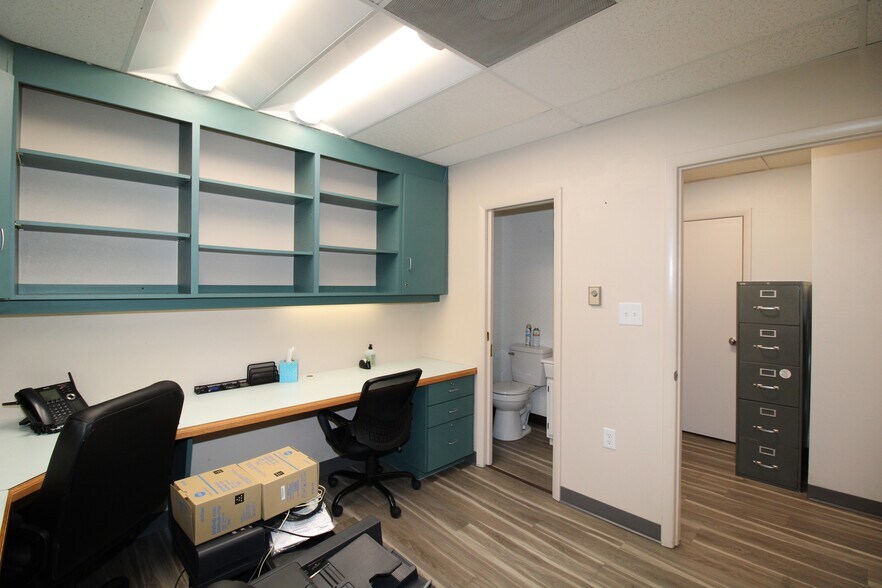 More Photos Of 1185 Mt Aetna Rd, Hagerstown Medical For Lease