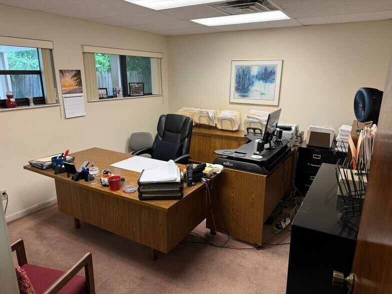More Photos Of 146 Horizon Ct, Lakeland Office Residential For Lease