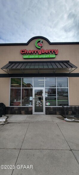 More Photos Of 3221 32nd Ave S, Grand Forks Unknown For Lease