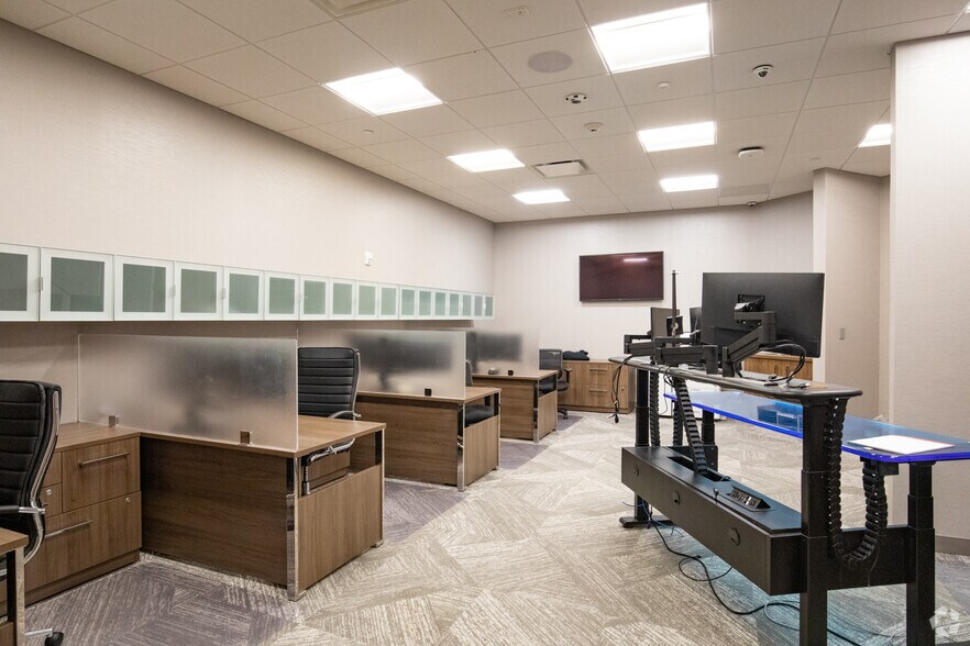 More Photos Of 511 Ocean Ave, Massapequa Office For Lease