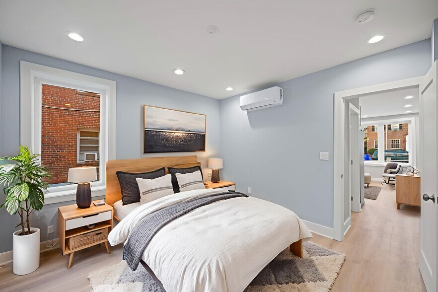 More Photos Of 4535 Avondale St, Bethesda Apartments For Sale