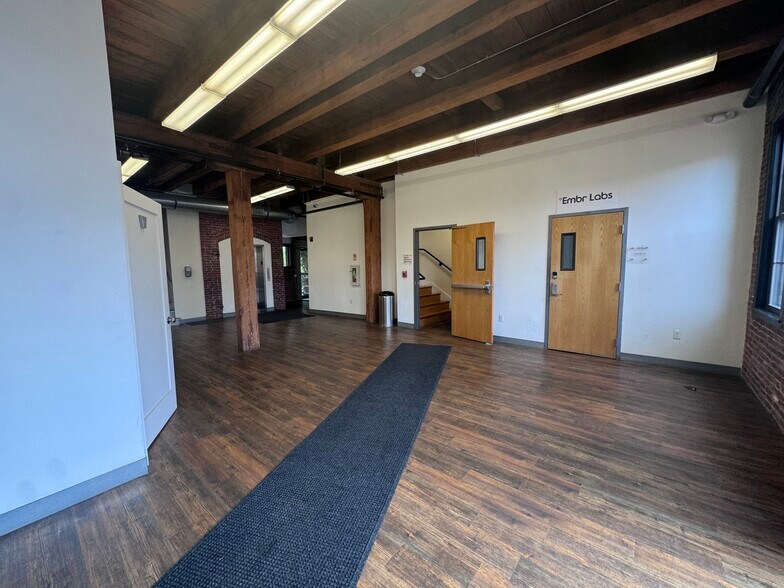 More Photos Of 24 Roland St, Charlestown Loft Creative Space For Lease