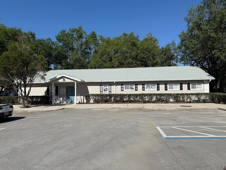 Primary Photo Of 3120 SW 27th Ave, Ocala Medical For Lease