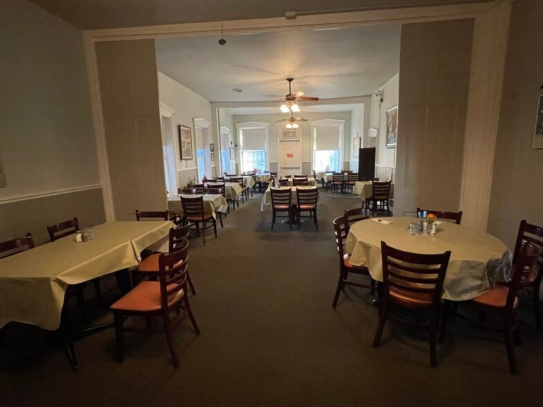 More Photos Of 298 Old Bowers Rd, Mertztown Restaurant For Sale