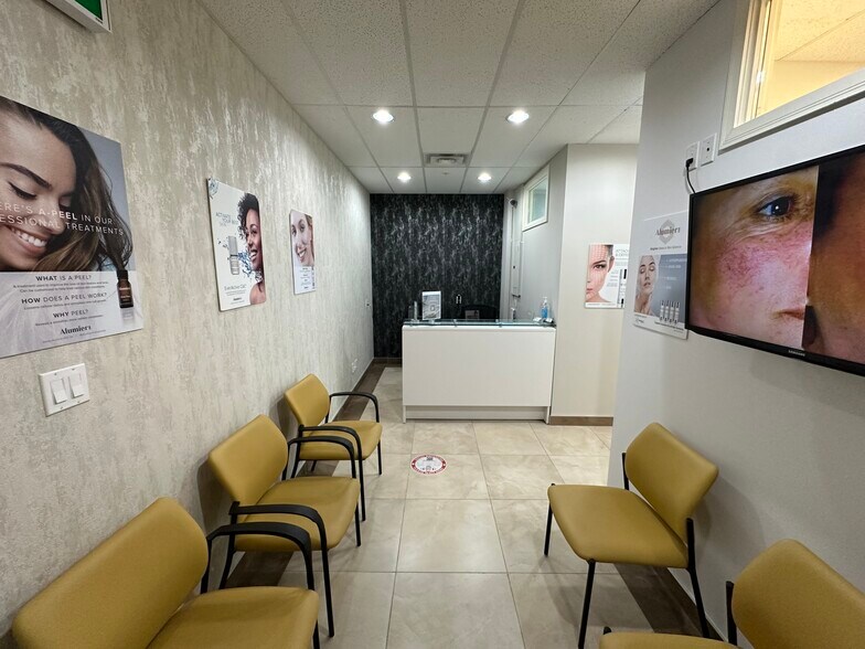 More Photos Of 7191 Yonge St, Markham Medical For Sale