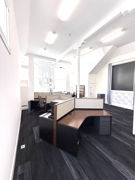 More Photos Of 4200 17th St, San Francisco Storefront Retail Office For Lease