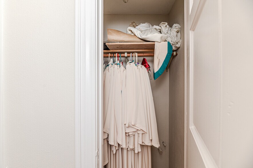 More Photos Of 211 Main st, Broadway Religious Facility For Sale