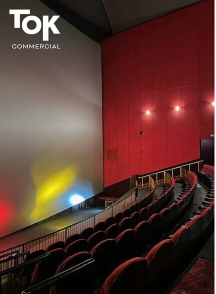 More Photos Of 7703 W Overland Rd, Boise Movie Theatre For Lease