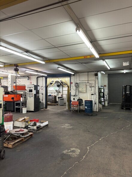 More Photos Of 9980 SE Highway 212, Clackamas Warehouse For Sale