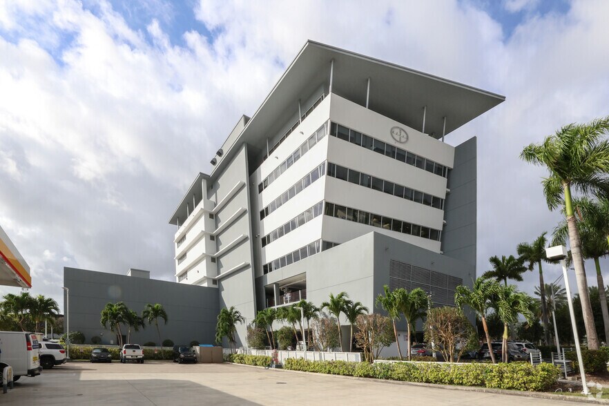 Primary Photo Of 7480 Bird Rd, Miami Office Residential For Lease