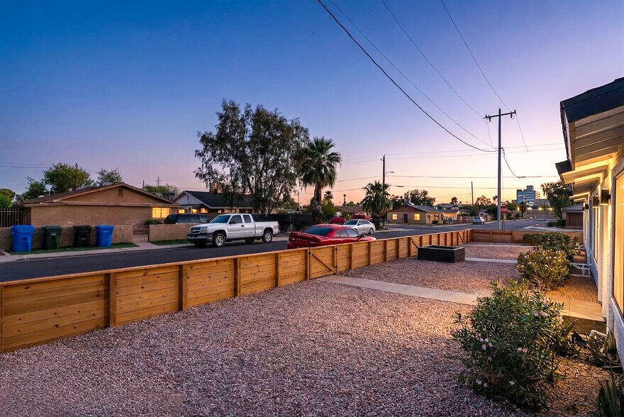 More Photos Of 2444 E Willetta St, Phoenix Apartments For Sale