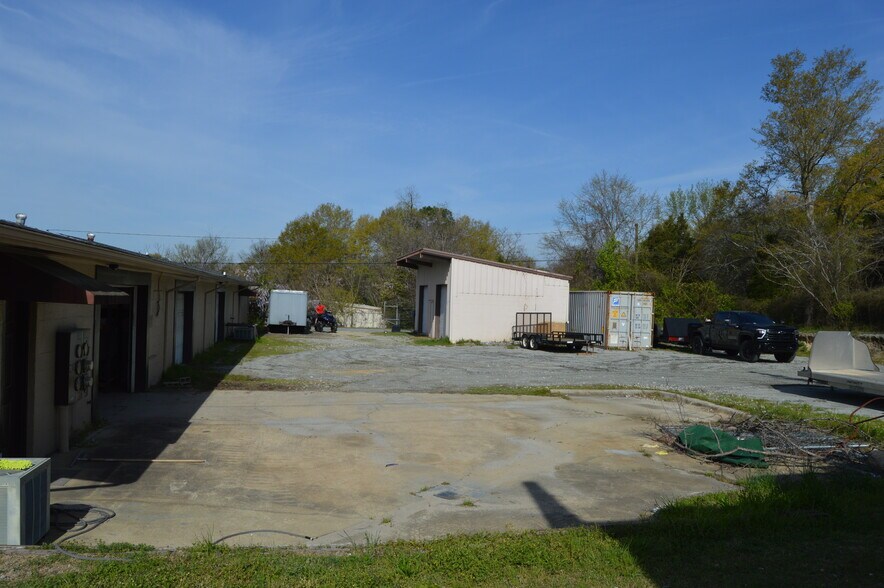 More Photos Of 5005 14th Ave, Columbus Service For Sale