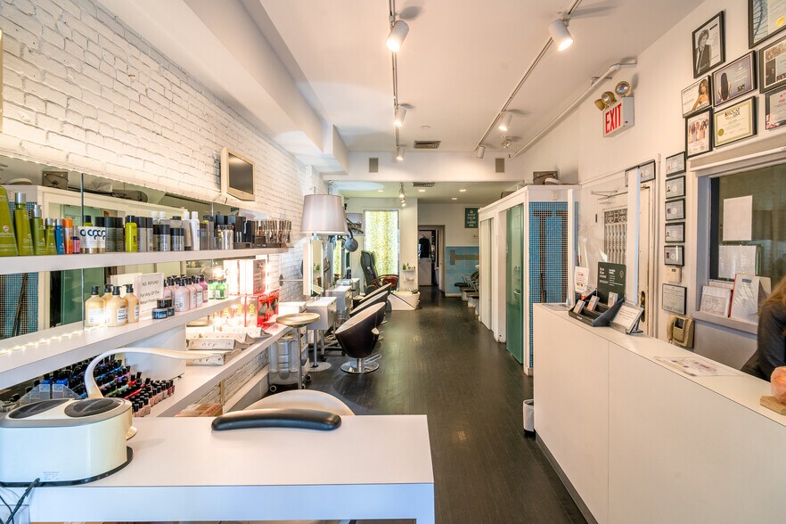 More Photos Of 843 Lexington Ave, New York Storefront Retail Residential For Lease