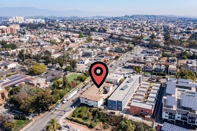 More Photos Of 405 S Boyle Ave, Los Angeles Apartments For Sale