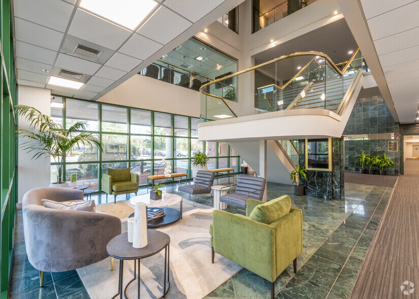 More Photos Of 55 Ferncroft Rd, Danvers Office For Lease