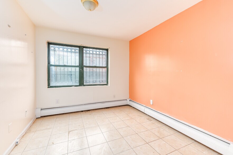 More Photos Of 311 Beach 53rd St, Far Rockaway Apartments For Sale