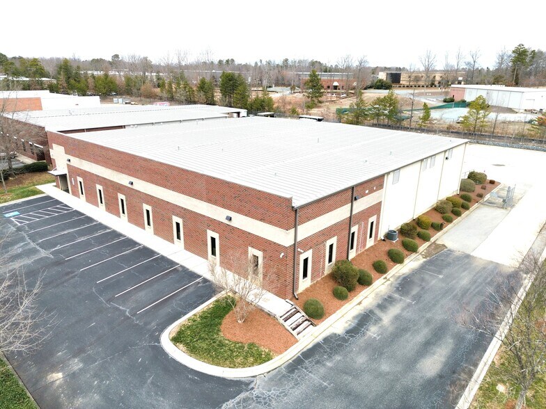 More Photos Of 1010 Van Buren Ave, Indian Trail Light Distribution For Lease
