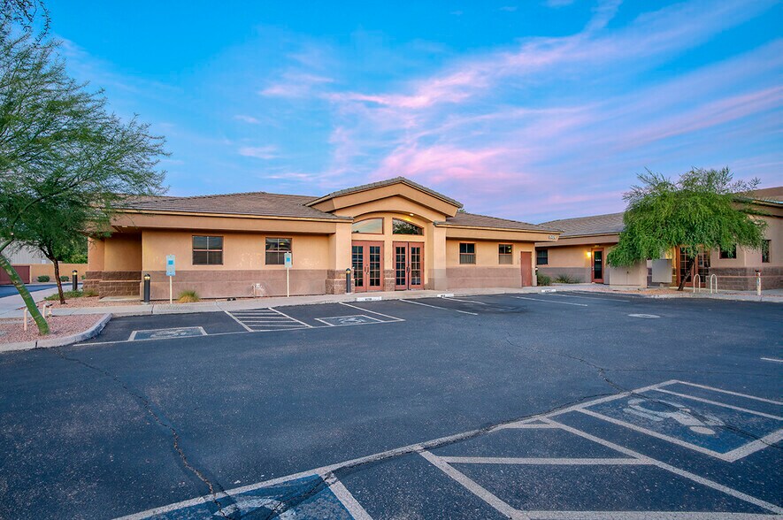 More Photos Of 8438 E Shea Blvd, Scottsdale Medical For Sale