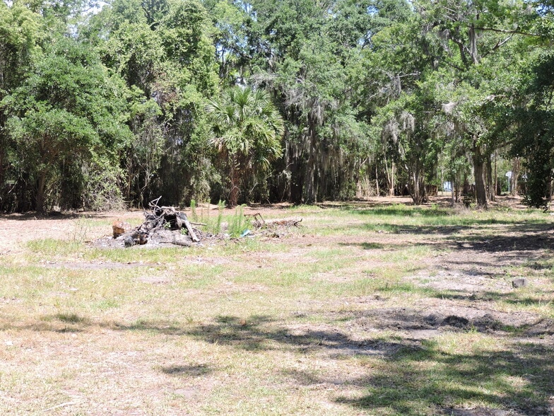 More Photos Of 3713 Cedar Point Rd, Jacksonville Land For Sale