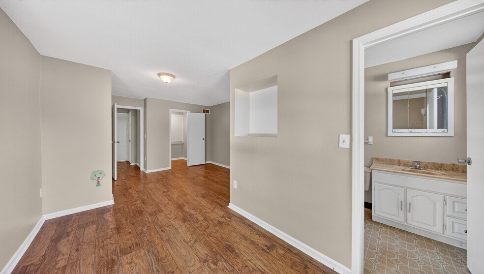 More Photos Of 29369 Lorain Rd, North Olmsted Flex For Sale