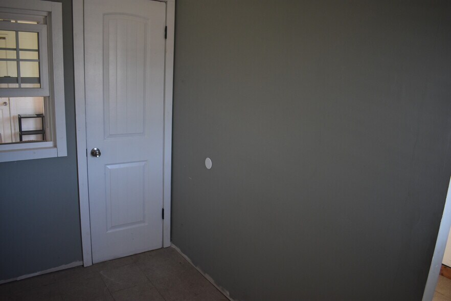 More Photos Of 1484 Broad St, Augusta Freestanding For Sale