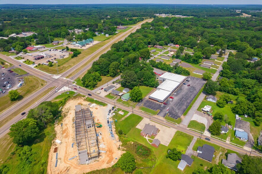More Photos Of 121 Whitley Ave, Henderson Supermarket For Lease