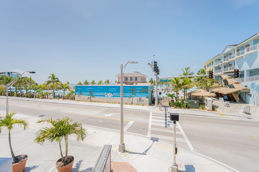 More Photos Of 1161-1165 Estero Blvd, Fort Myers Storefront Retail Residential For Sale