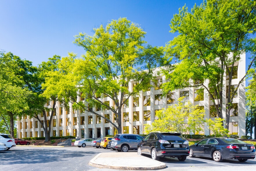 More Photos Of 1895 Phoenix Blvd, Atlanta Office For Lease