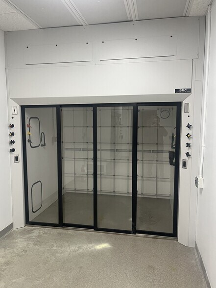 More Photos Of 23 Business Park Dr, Branford Research And Development For Lease