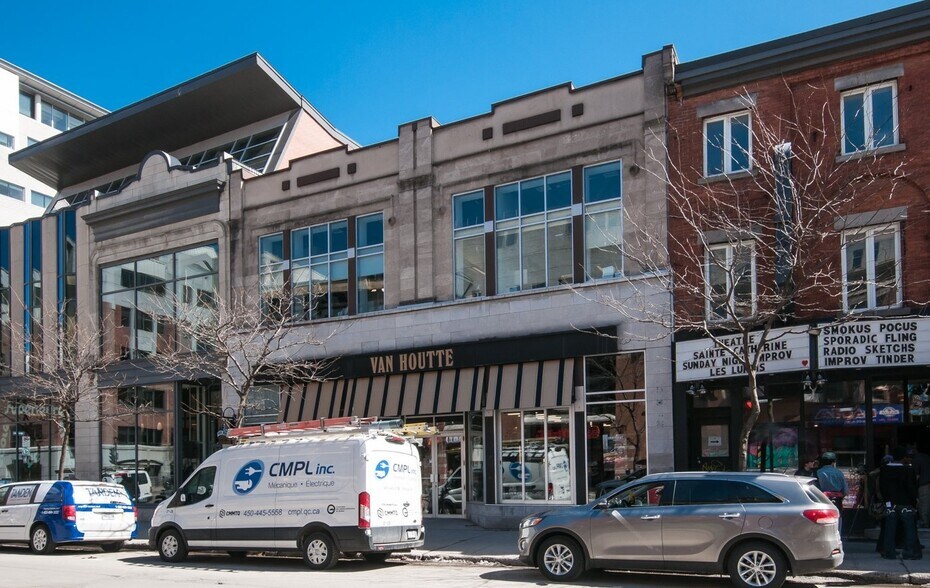 More Photos Of 272-278 Rue Sainte-Catherine E, Montréal Storefront Retail Office For Sale