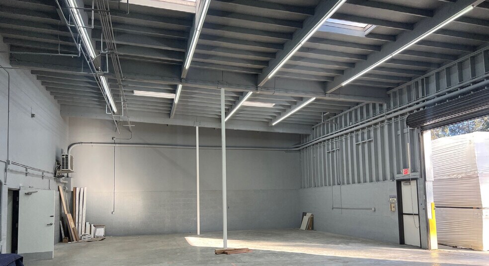 More Photos Of 9770 Candida St, San Diego Warehouse For Lease